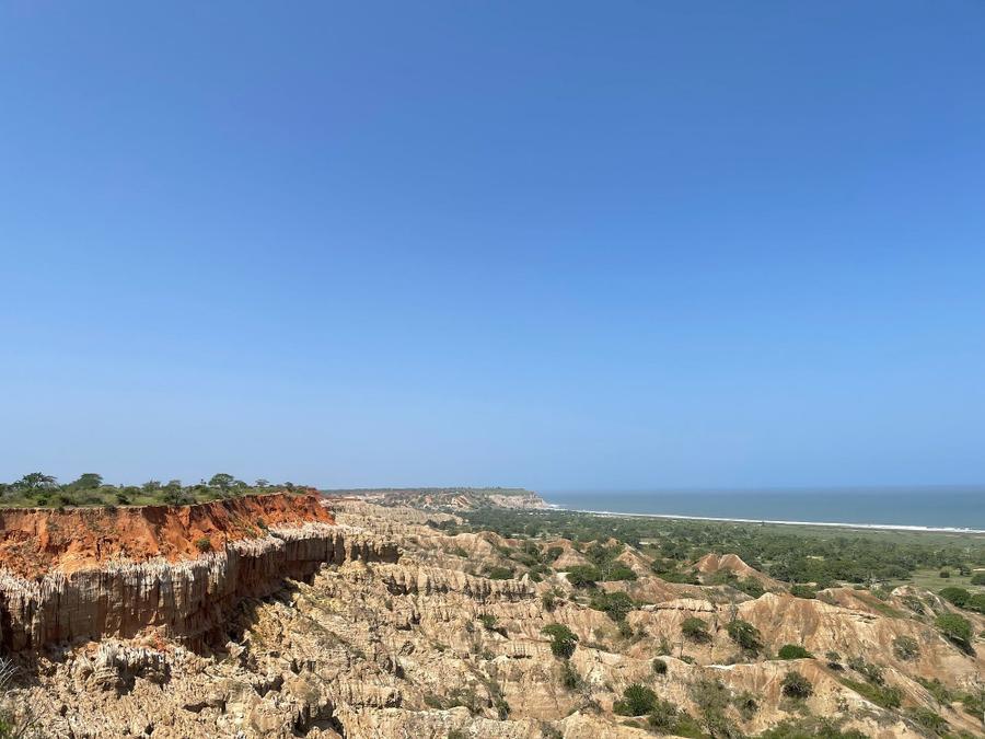Photo 2 of Angola, taken by Cameron Mofid