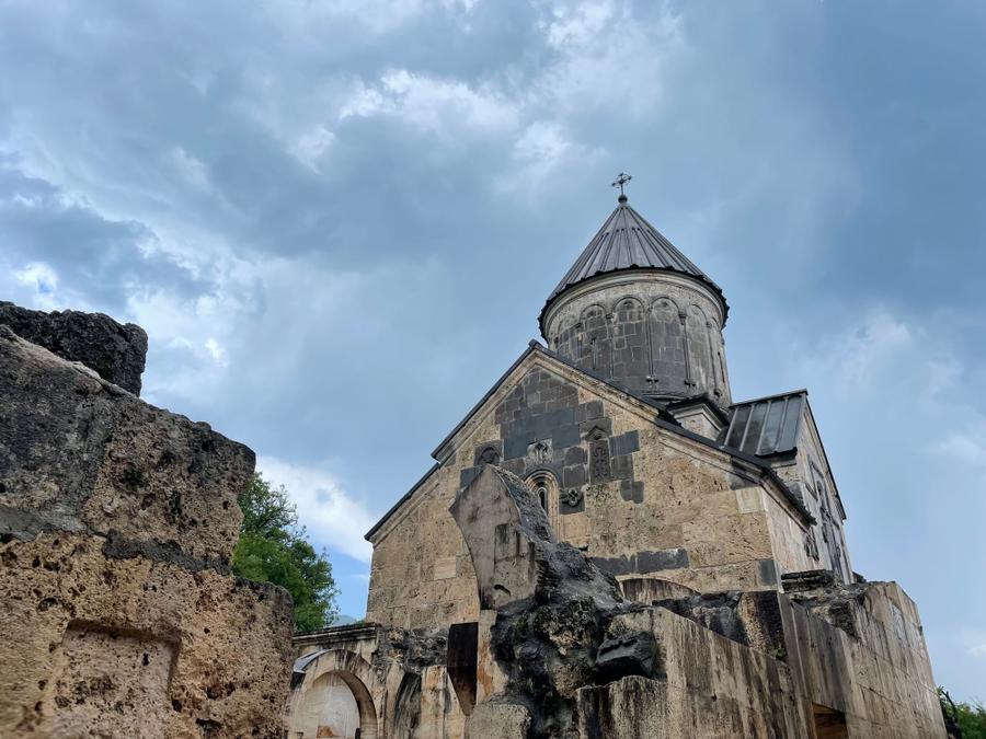 Photo 4 of Armenia, taken by Cameron Mofid
