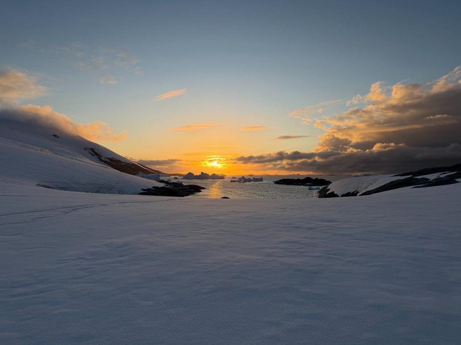 Photo 14 of Antarctica, taken by Cameron Mofid