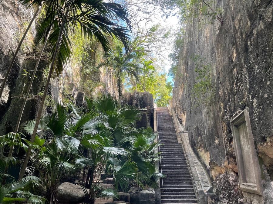 Photo 9 of Bahamas, taken by Cameron Mofid