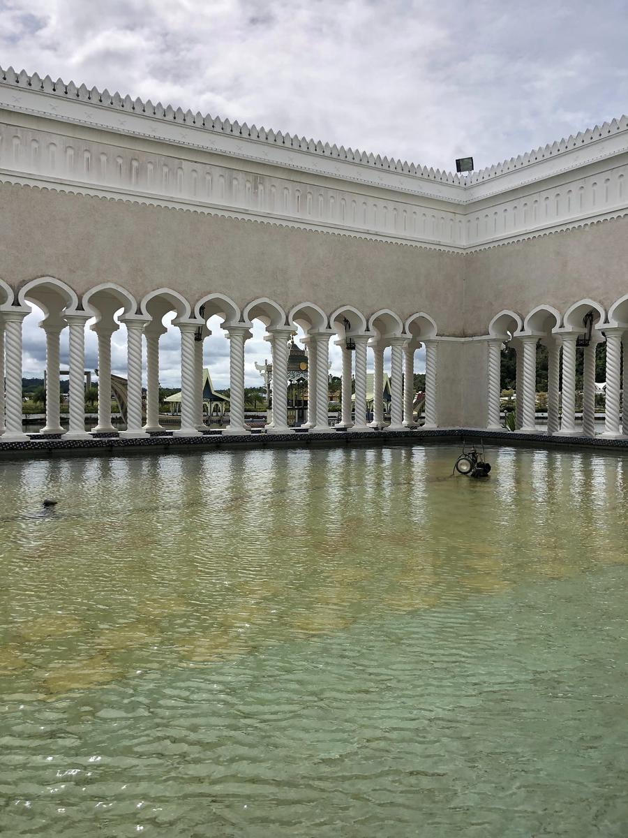 Photo 6 of Brunei, taken by Cameron Mofid