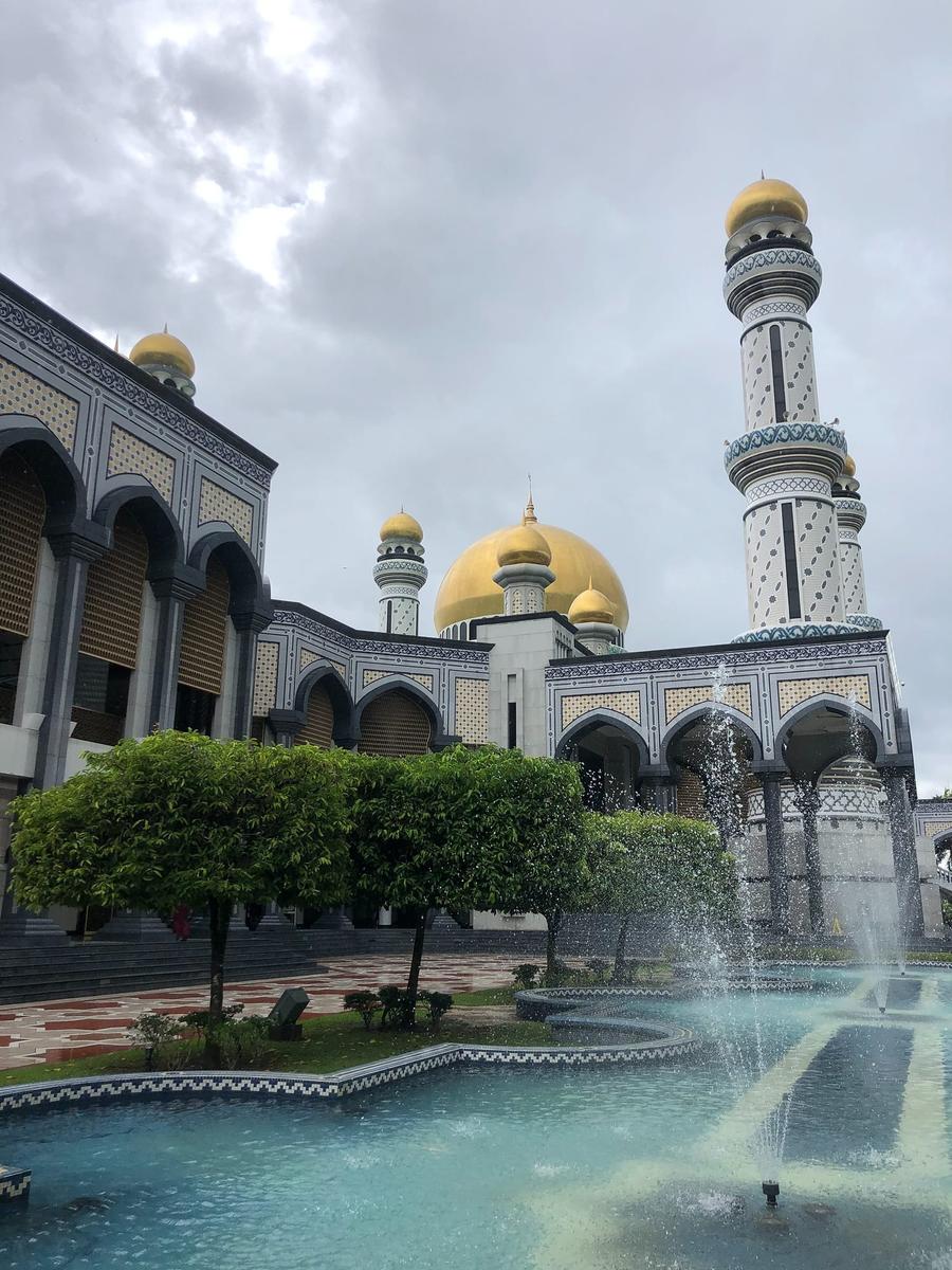 Photo 12 of Brunei, taken by Cameron Mofid