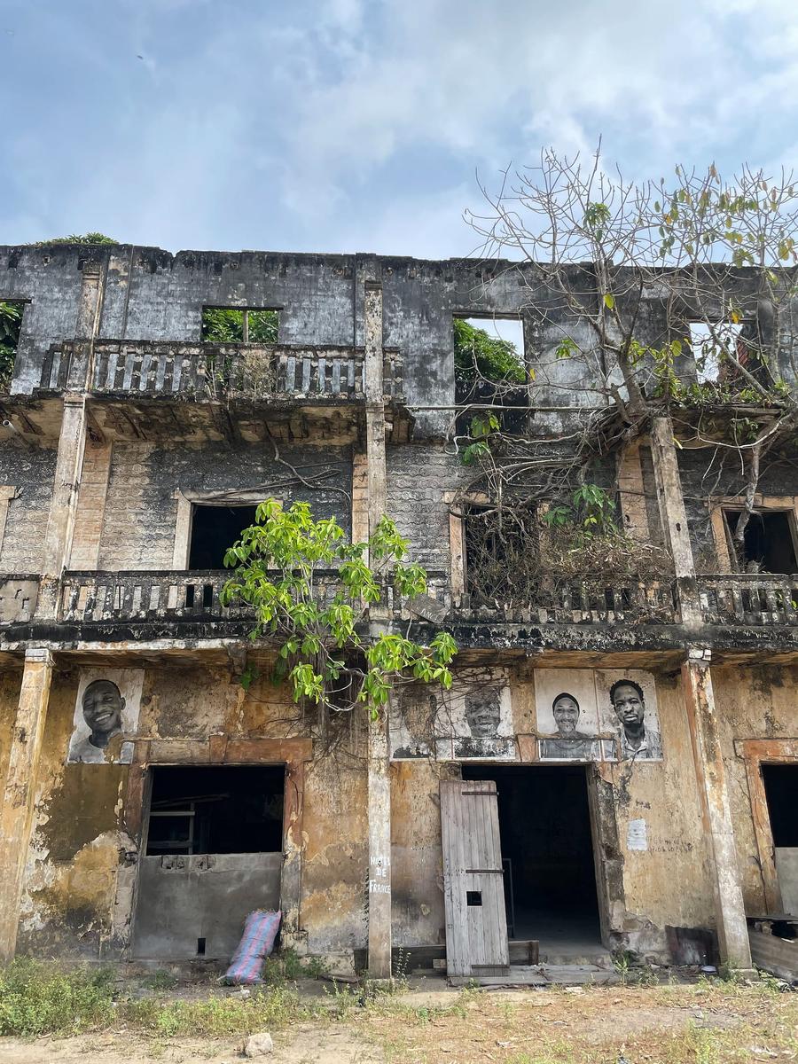 Photo 14 of Côte d'Ivoire, taken by Cameron Mofid