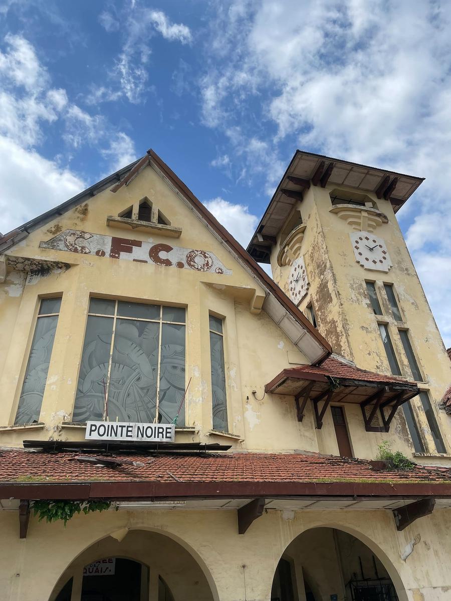 Photo 14 of Congo, taken by Cameron Mofid