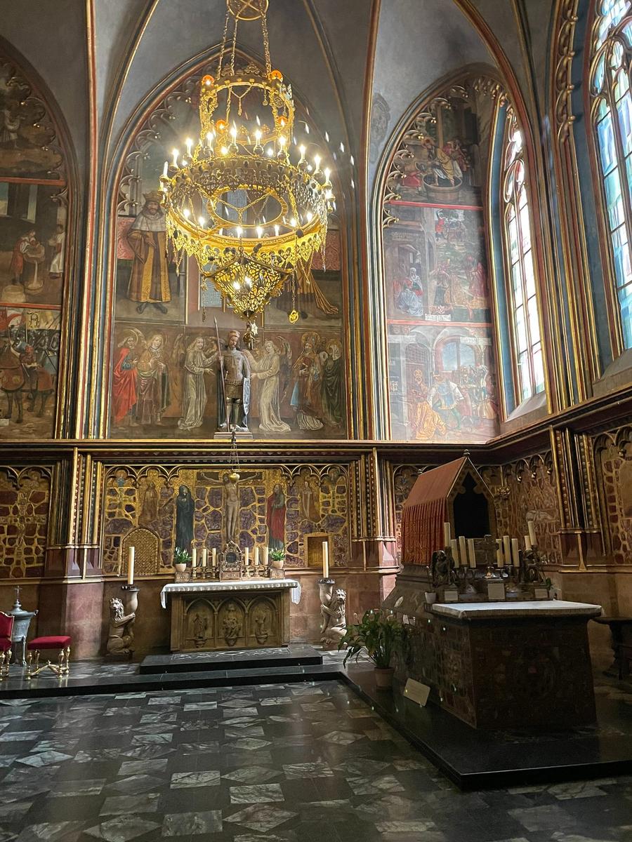 Photo 3 of Czechia, taken by Cameron Mofid