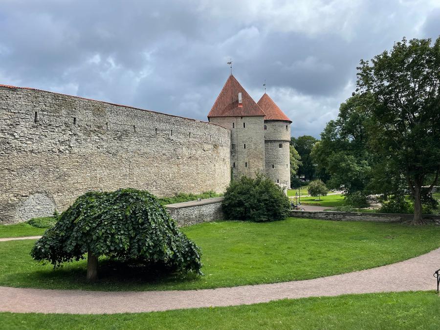 Photo 9 of Estonia, taken by Cameron Mofid