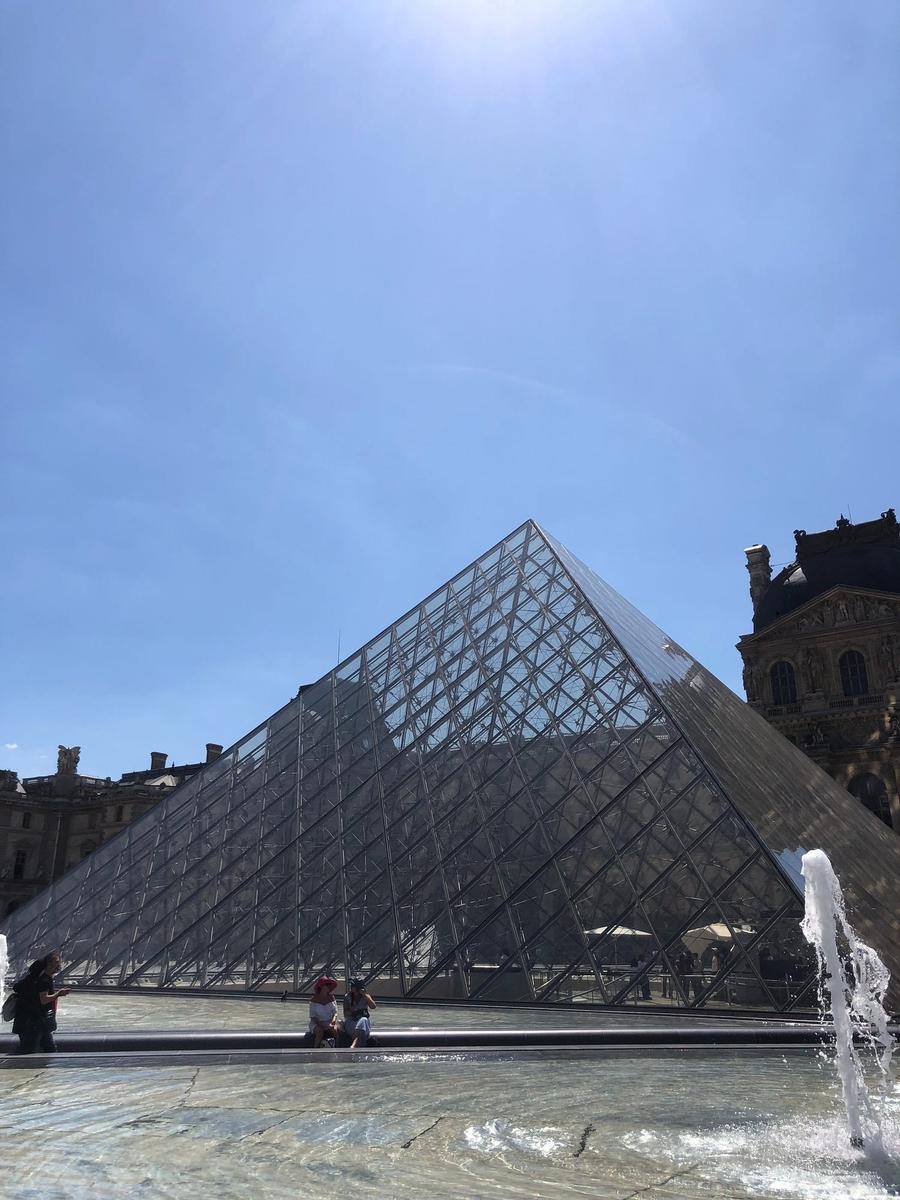 Photo 8 of France, taken by Cameron Mofid