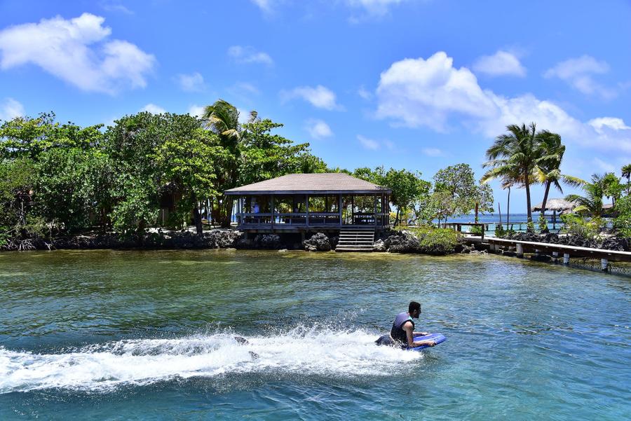 Photo 8 of Honduras, taken by Cameron Mofid