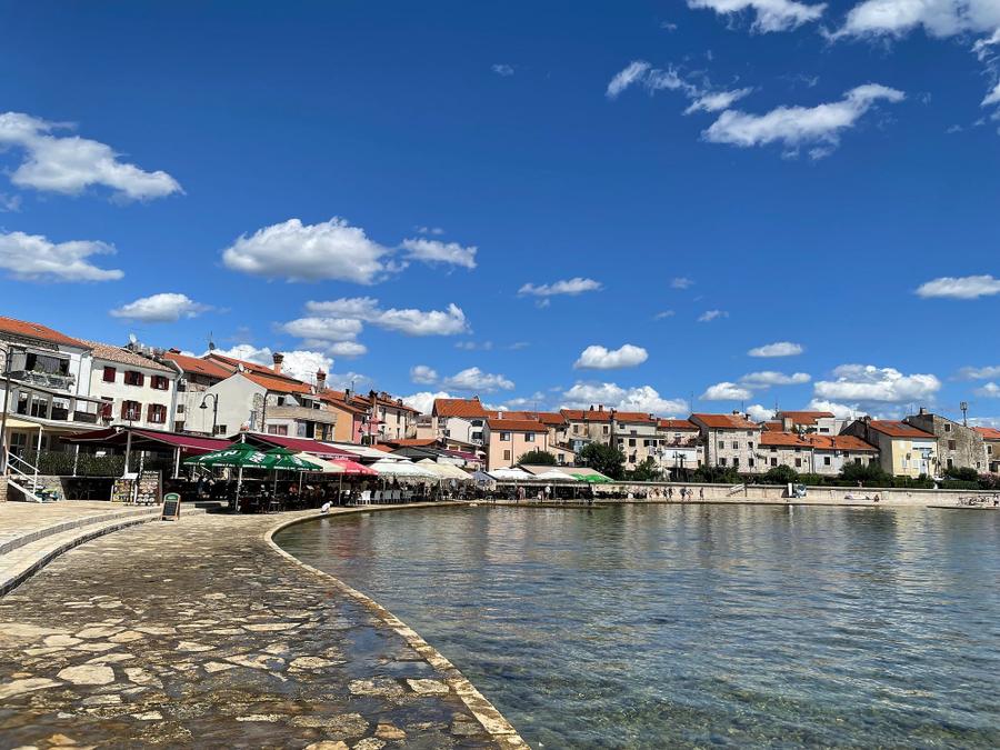 Photo 4 of Croatia, taken by Cameron Mofid