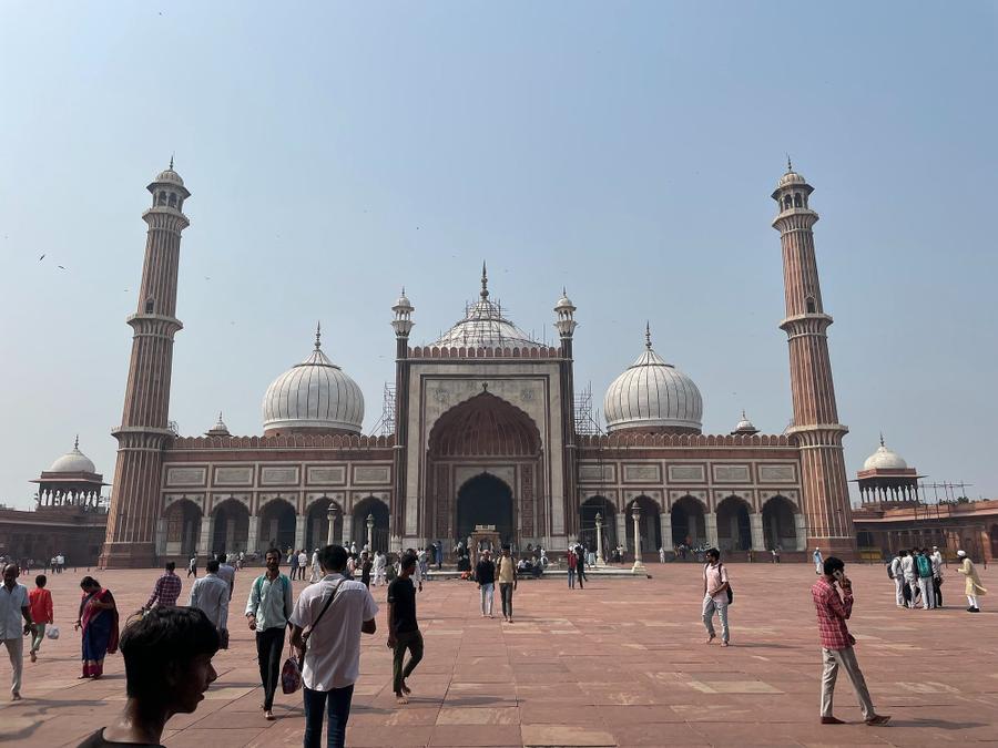 Photo 4 of India, taken by Cameron Mofid