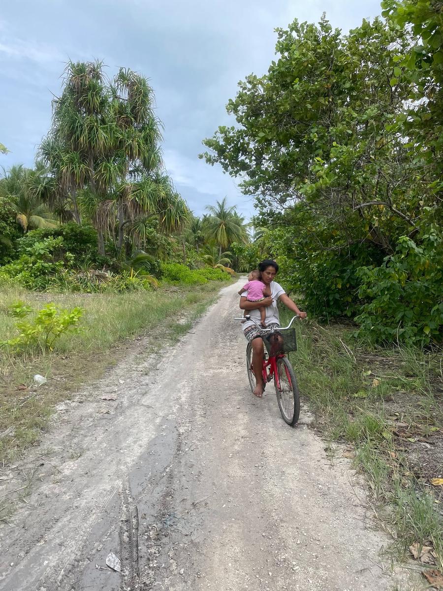Photo 19 of Kiribati, taken by Cameron Mofid