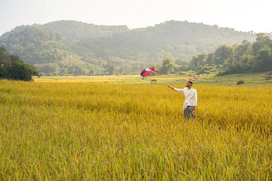 Photo 7 of Laos, taken by Cameron Mofid