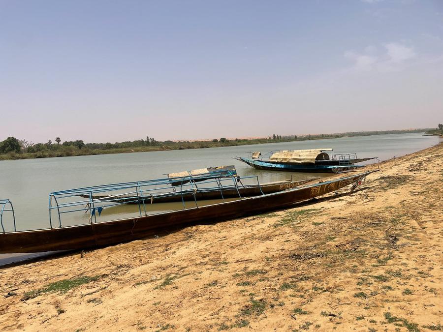Photo 6 of Niger, taken by Cameron Mofid