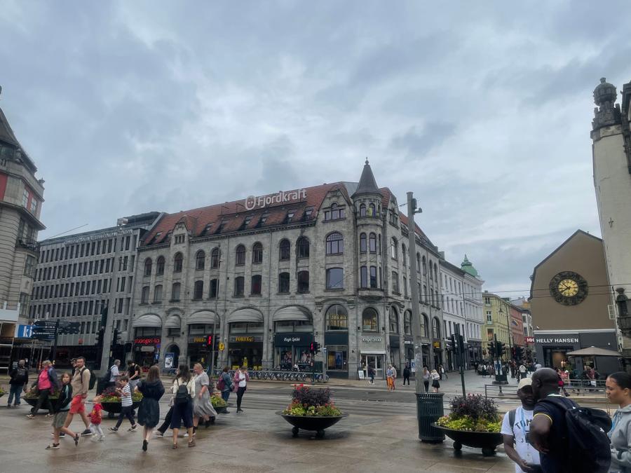 Photo 3 of Norway, taken by Cameron Mofid