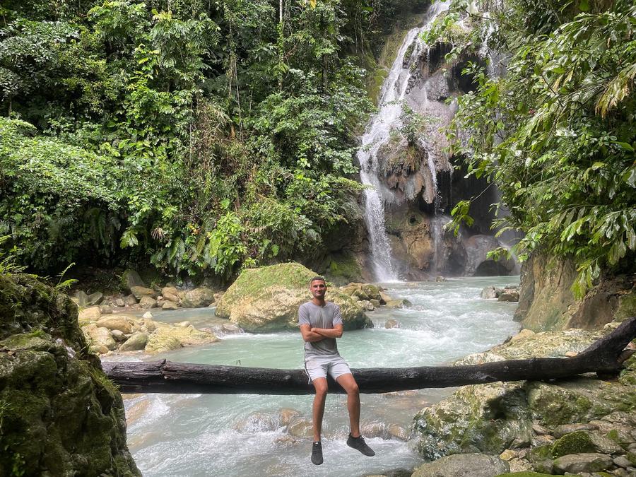 Photo 15 of Solomon Islands, taken by Cameron Mofid