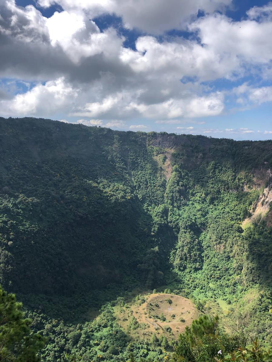 Photo 14 of El Salvador, taken by Cameron Mofid