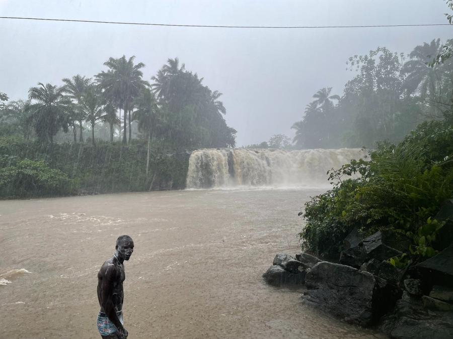 Photo 11 of São Tomé and Príncipe, taken by Cameron Mofid