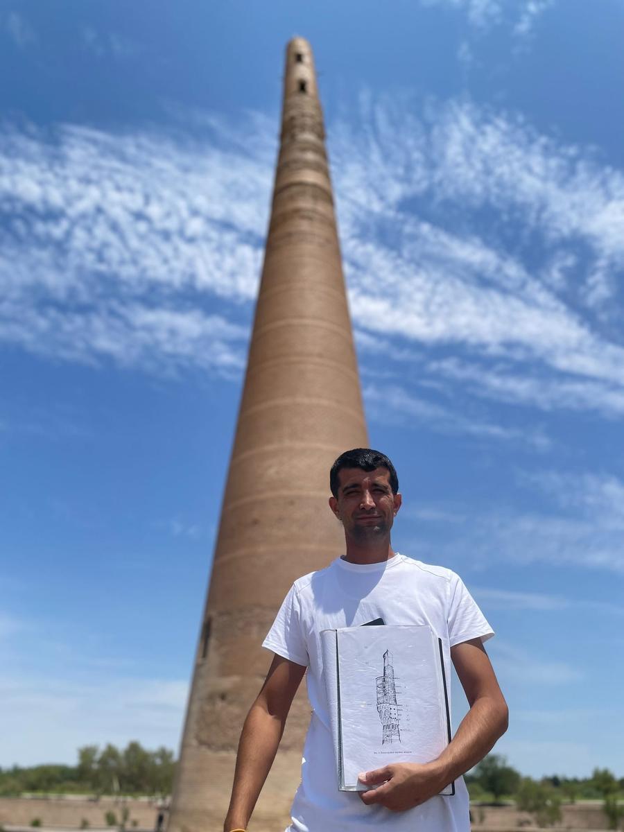 Photo 3 of Turkmenistan, taken by Cameron Mofid
