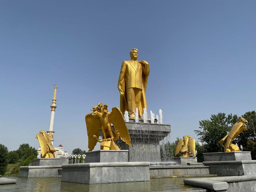 Photo 17 of Turkmenistan, taken by Cameron Mofid