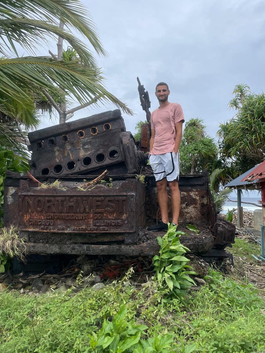 Photo 3 of Tuvalu, taken by Cameron Mofid