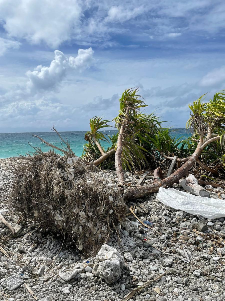 Photo 5 of Tuvalu, taken by Cameron Mofid