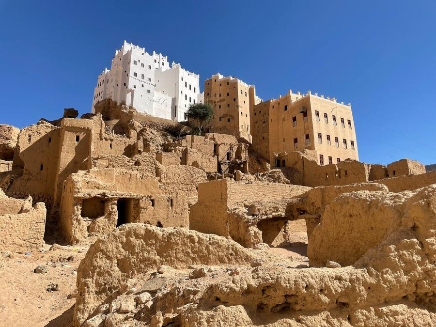 Photo 17 of Yemen, taken by Cameron Mofid