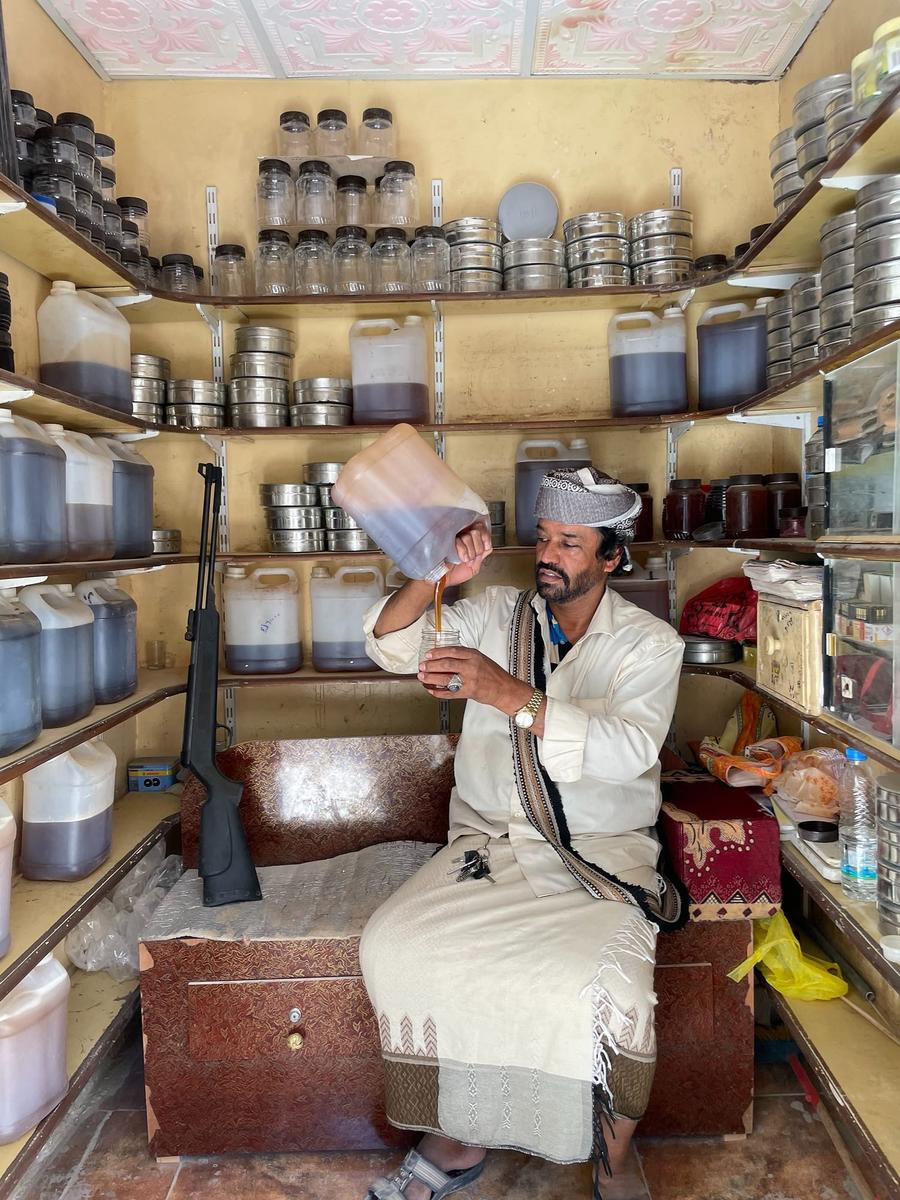 Photo 14 of Yemen, taken by Cameron Mofid
