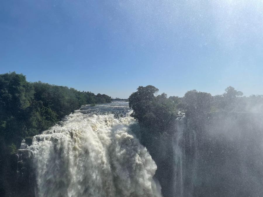 Photo 5 of Zimbabwe, taken by Cameron Mofid